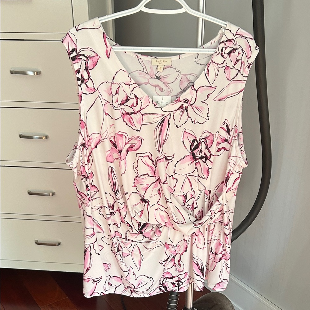 New Laura Pink and White Floral Blouse Size 3X